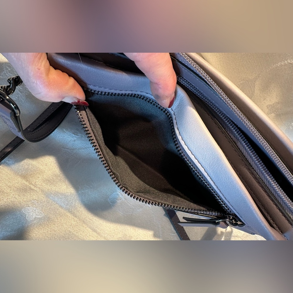 SIMPLY VERA WANG CROSSBODY BAG - Picture 7 of 11